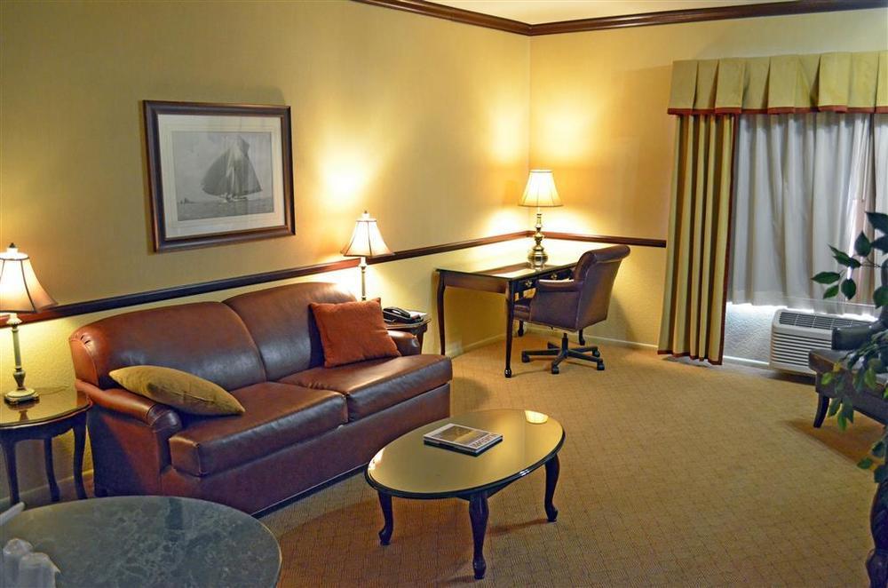 Folk Inn Ontario Airport Bilik gambar
